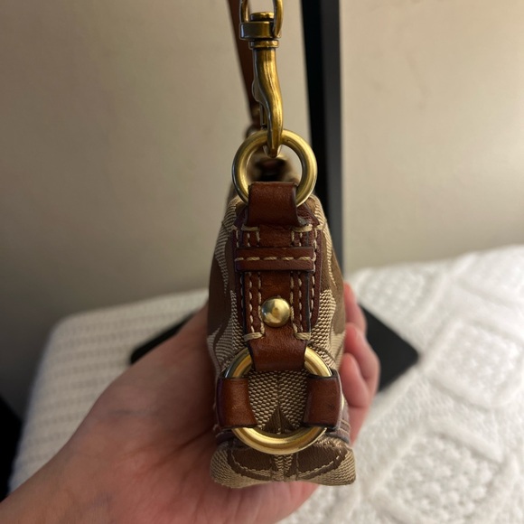 Coach Carly Mini (Micro) Bag 🤎🌺 - Picture 9 of 16